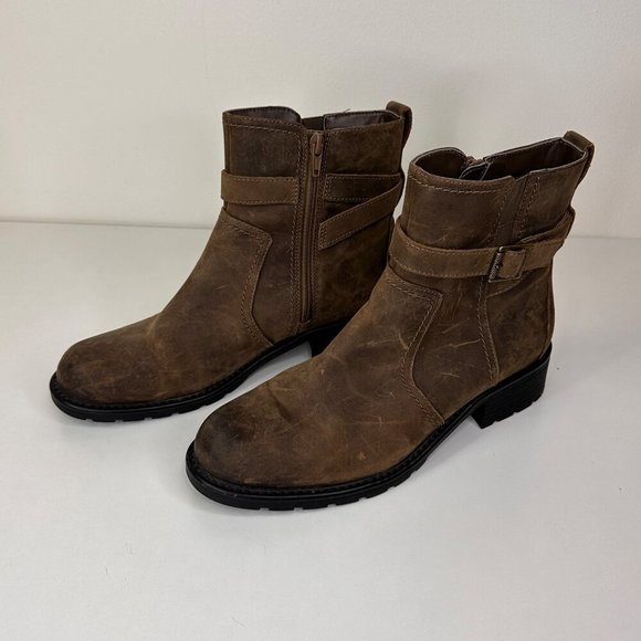 Clarks Womens Brown Leather Ankle Boots Size 7.5 With Zipper and Buckle Detail - Picture 1 of 8